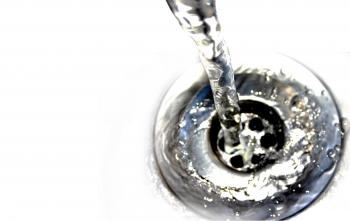 Let our Stockton plumbing contractors keep your drains running clear